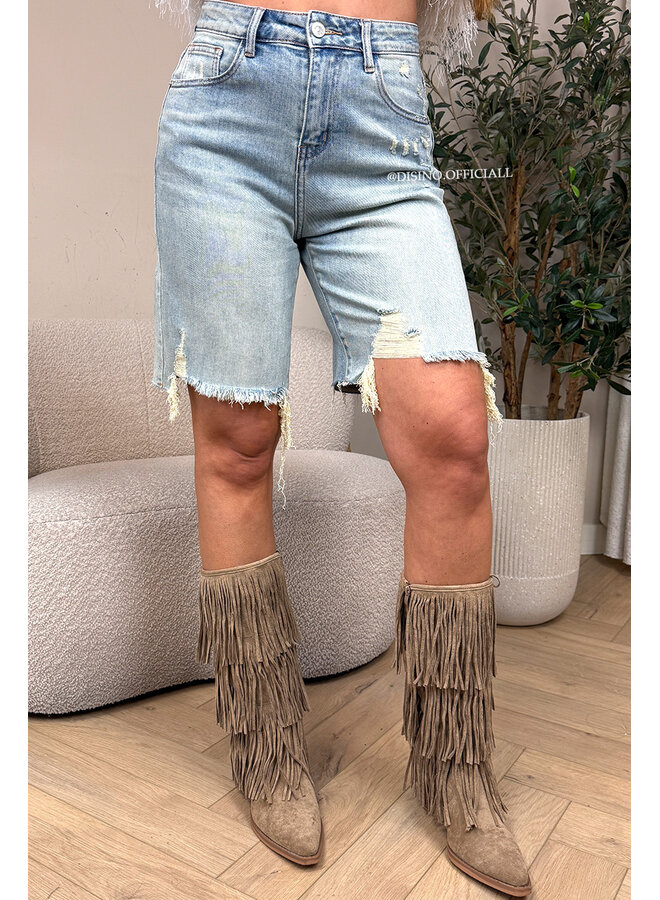 DIRTY BLUE - 'SANDY SHORT' - RIPPED STRETCH DENIM BERMUDA SHORT