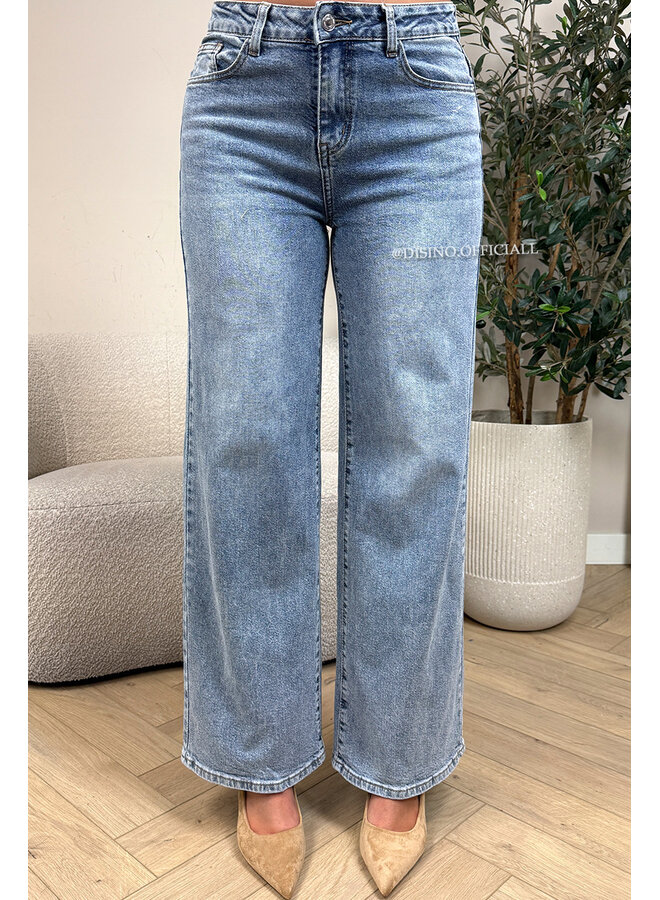 ORANGE - 'SYDNEY RHINESTONE' - STRETCH VIRAL RIPPED BACK STRAIGHT LEG JEANS