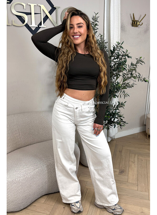 ECRU - 'AUSTIN JEANS' - STRETCH VIRAL ASYMMETRIC WIDE LEG JEANS