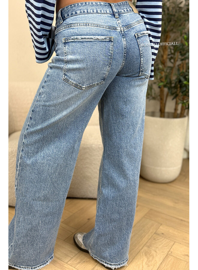 BLUE - 'VERDEA JEANS' - MEDIUM WAIST EXTRA WIDE LEG STRETCH JEANS