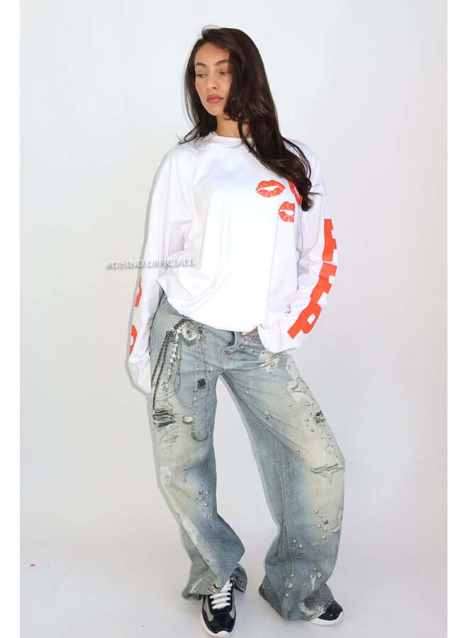 WHITE - 'PPP LONGSLEEVE' - OVERSIZED PRIORITY LONGSLEEVE TEE