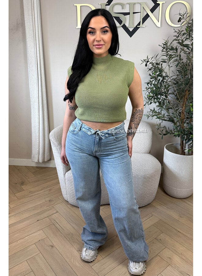 PISTACHE GREEN - 'CLEO' - BOYFRIEND PUFF SHOULDER TOP