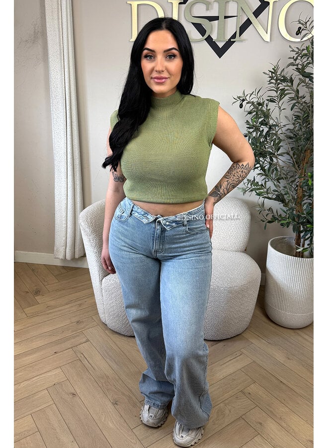 PISTACHE GREEN - 'CLEO' - BOYFRIEND PUFF SHOULDER TOP