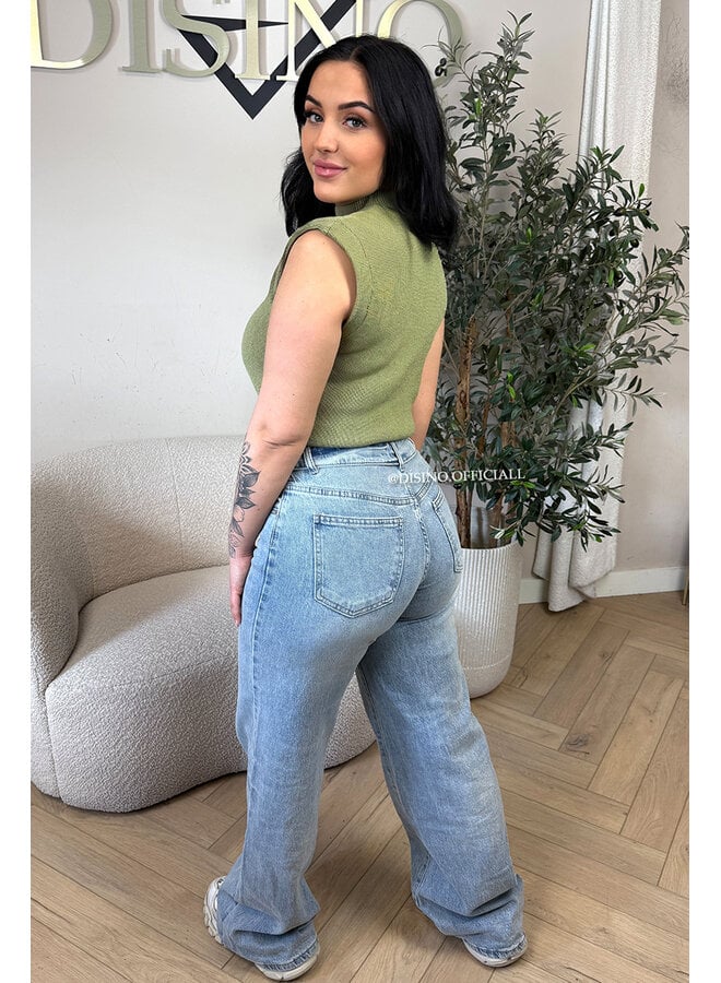 PISTACHE GREEN - 'CLEO' - BOYFRIEND PUFF SHOULDER TOP