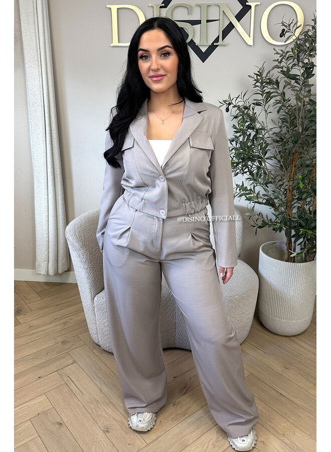 TAUPE - 'EMILIA SET' - CARGO JACKET + PANTALON TWO PIECE SET