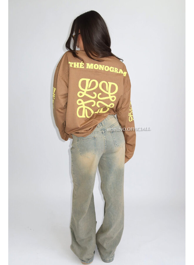 MOCCA - 'MONOGRAM LONGSLEEVE' - OVERSIZED PRIORITY LONGSLEEVE TEE