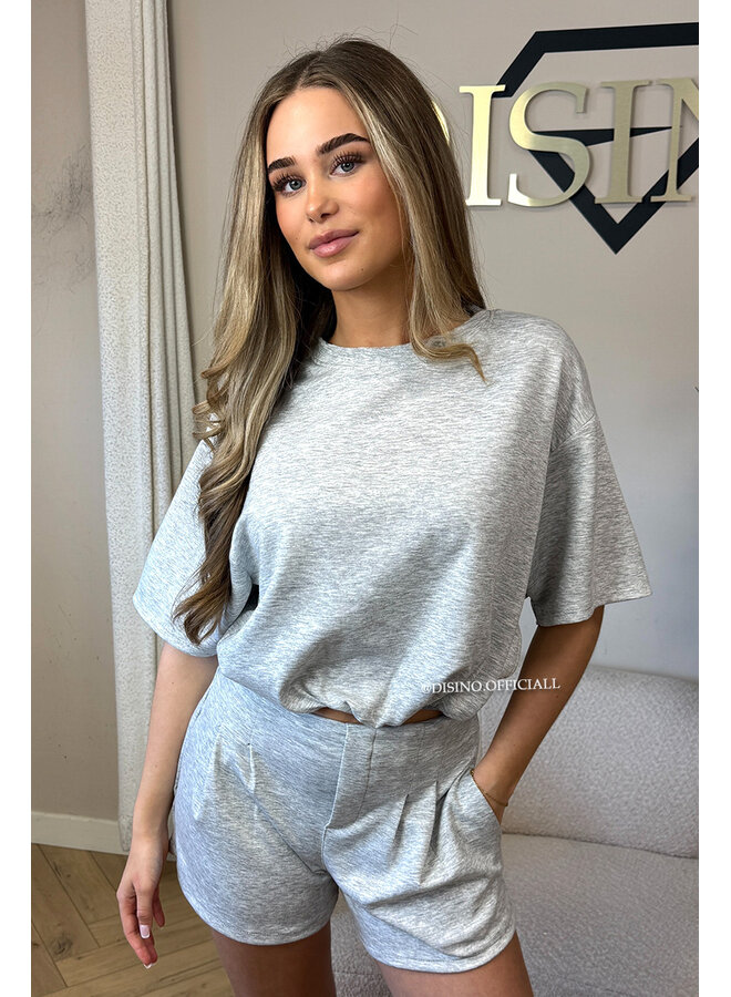 LIGHT GREY - 'MILA SHORT SET' - OVERSIZED TOP + PANTS TWO PIECE SET