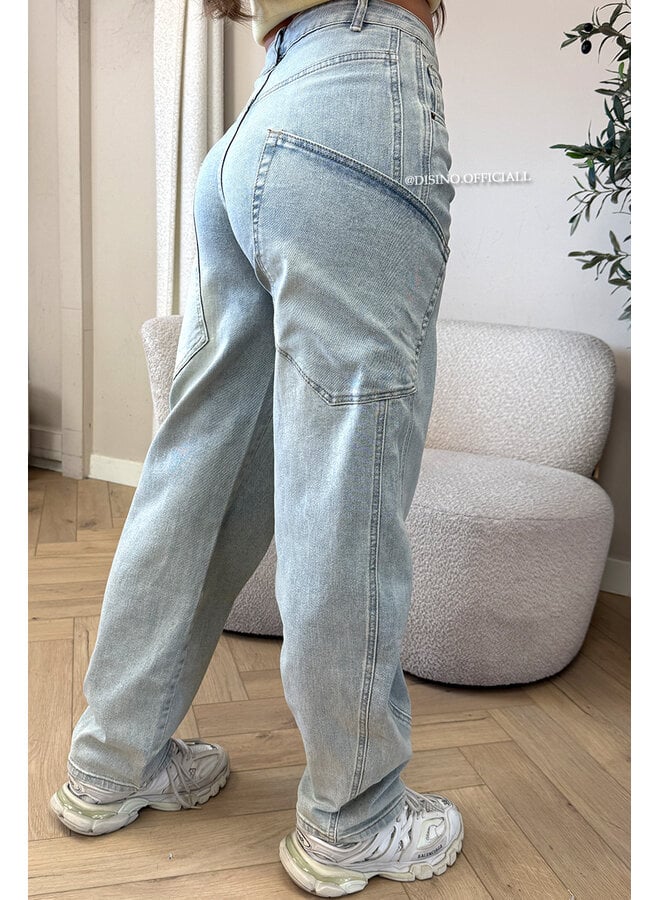 ViNTAGE BLUE - 'BALVIN JEANS' - SUPER STRETCH VIRAL BALLOON CARGO LEG JEANS