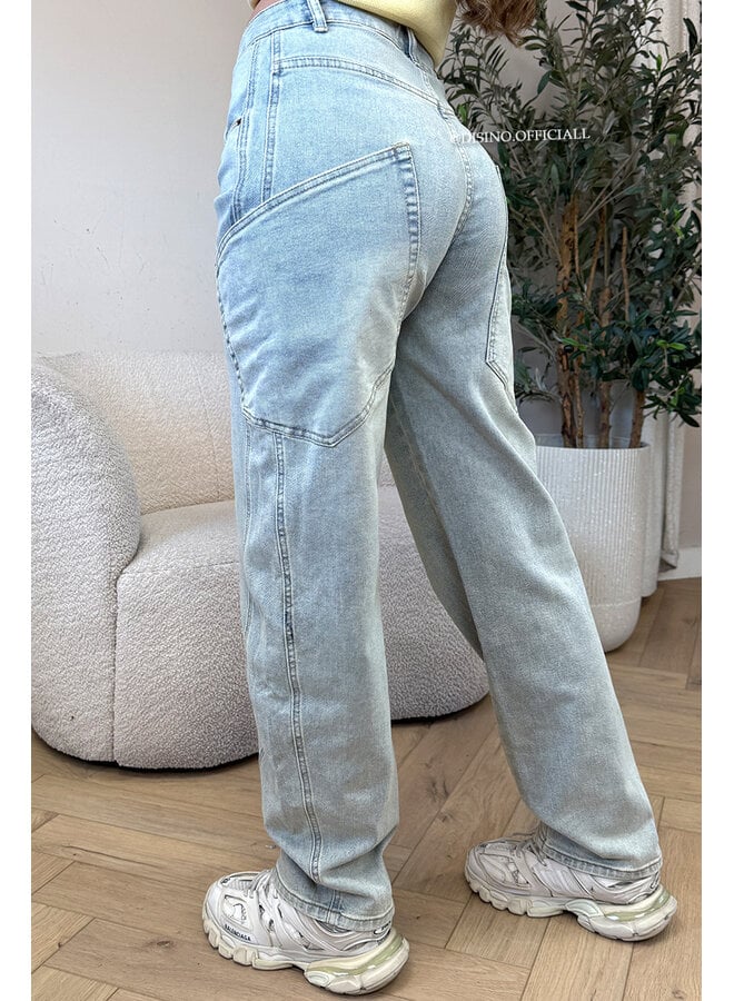 ViNTAGE BLUE - 'BALVIN JEANS' - SUPER STRETCH VIRAL BALLOON CARGO LEG JEANS