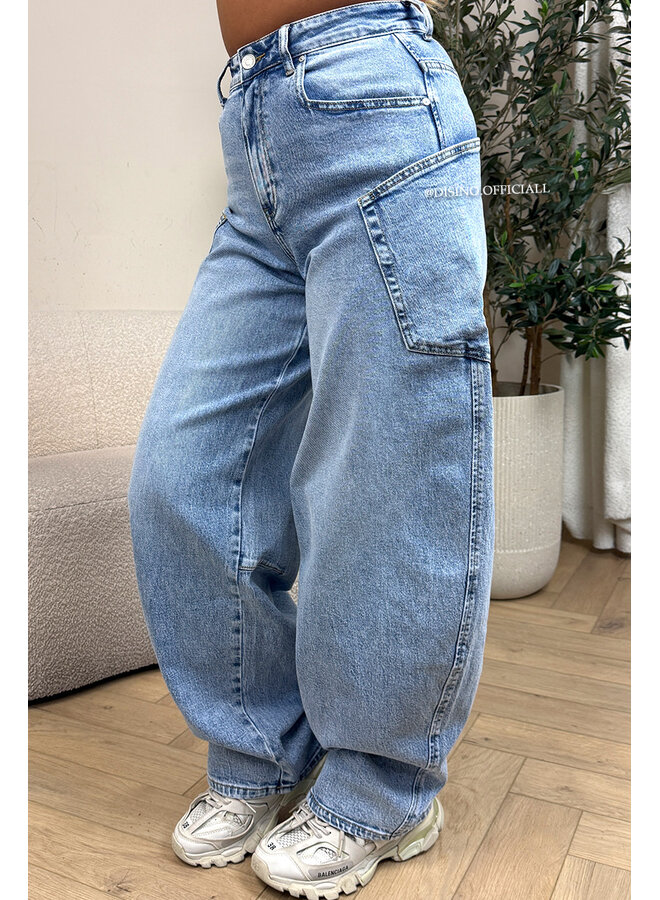 LIGHT BLUE - 'BALLOON CARGO JEANS' - STRETCH VIRAL BALLOON LEG JEANS