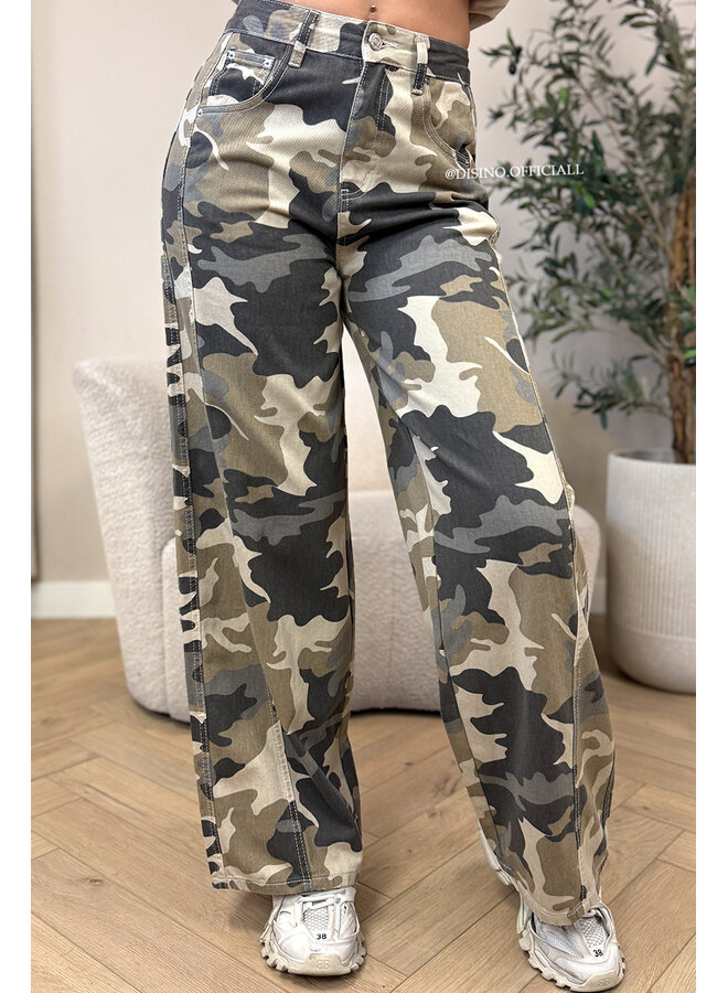 CAMO - 'TYLER JEANS' - CAMO WIDE LEG JEANS