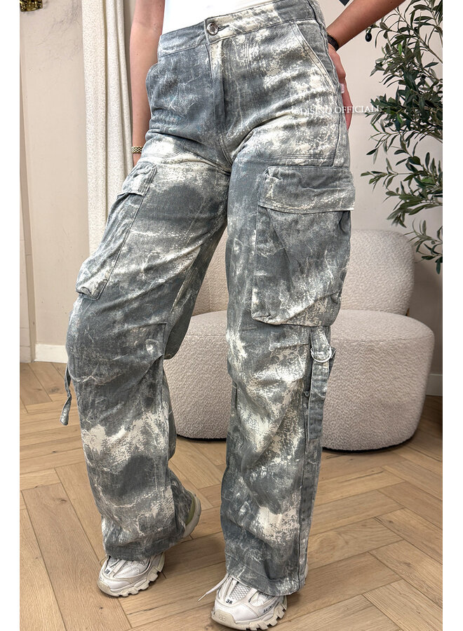 [PRE-ORDER] GREY - 'YADE V2 JEANS' - ACID WASH CARGO JEANS