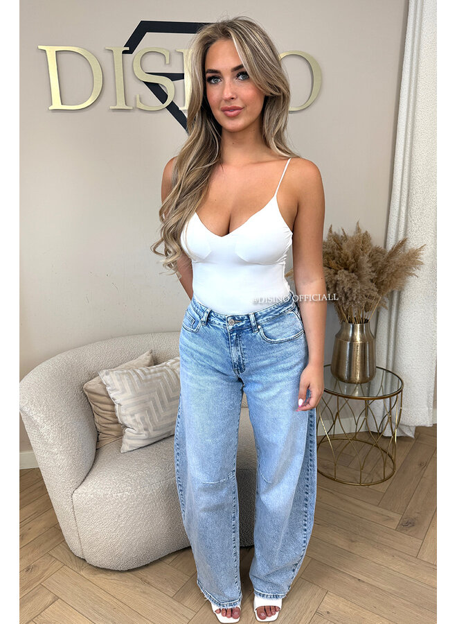 LIGHT BLUE - 'WALES JEANS' - STRETCH VIRAL BALLOON JEANS