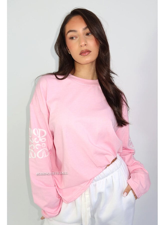 PINK - 'MONOGRAM LONGSLEEVE' - OVERSIZED PRIORITY LONGSLEEVE TEE
