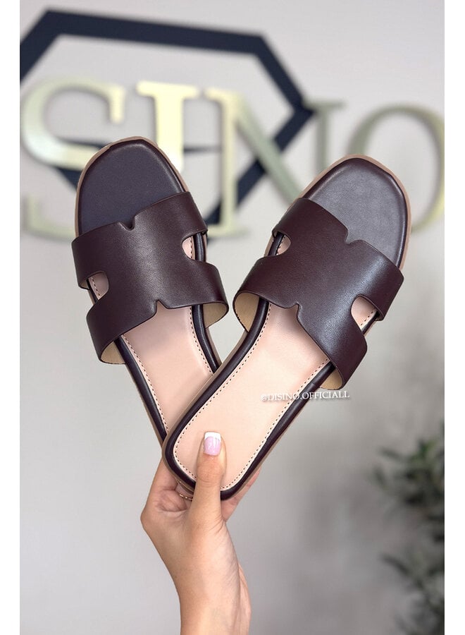 CHOCO - 'H-SLIDERS' - DESIGNER INSPIRED SLIPPERS