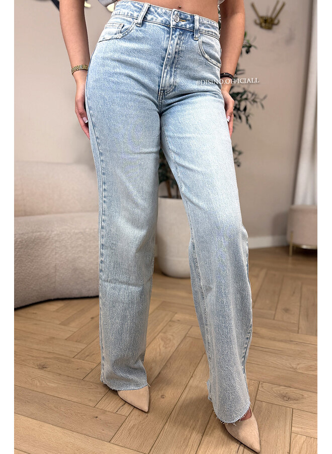 LIGHT BLUE VINTAGE - 'VANCOUVER' - STRETCH EXTRA LONG WIDE LEG JEANS