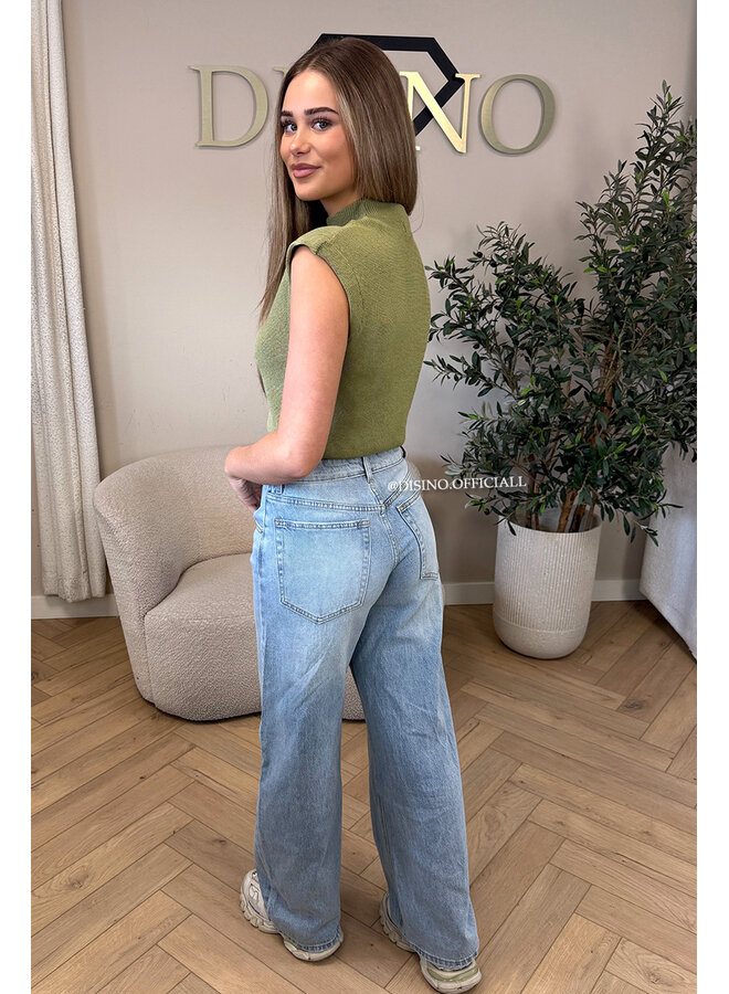 PISTACHE GREEN - 'CLEO' - BOYFRIEND PUFF SHOULDER TOP