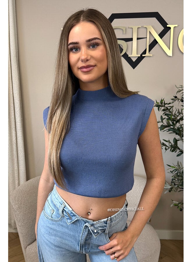 JEANS BLUE - 'CLEO' - BOYFRIEND PUFF SHOULDER TOP