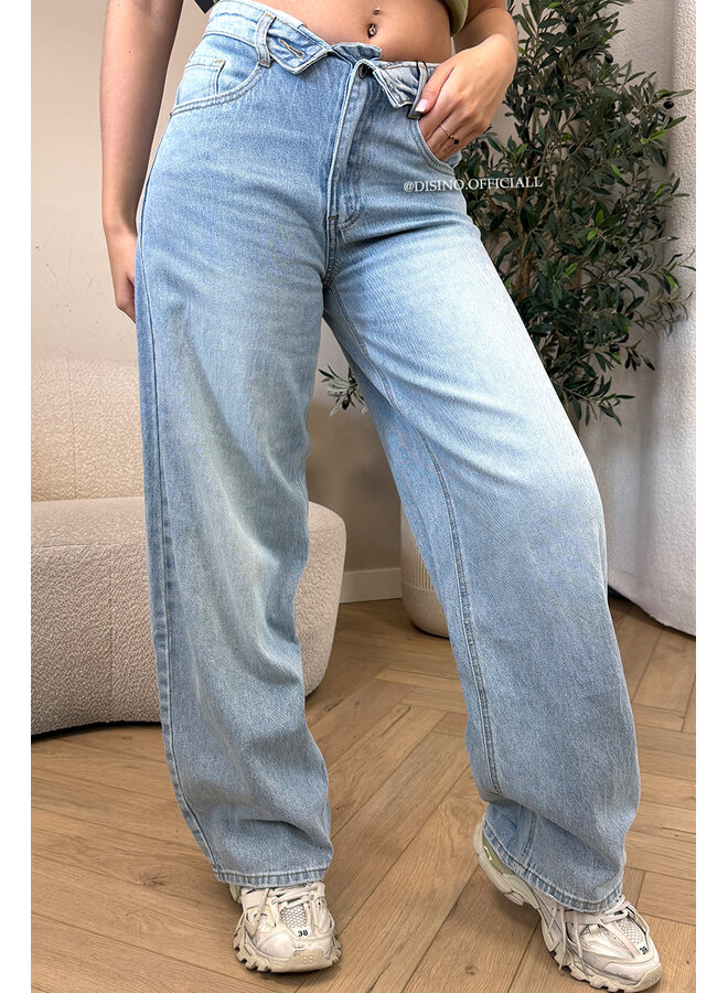 BLUE - 'LAUREN JEANS' - STRETCH FOLDED WAISTBAND WIDE LEG JEANS