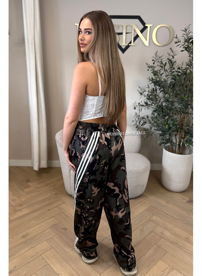 CAMO - 'RILEY JOGGER' - BAGGY ARMY STRIPED JOGGER