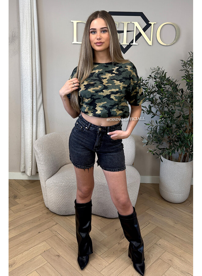 BLACK - 'AIMEE SHORTS' - PERFECT STRETCH DENIM SHORTS