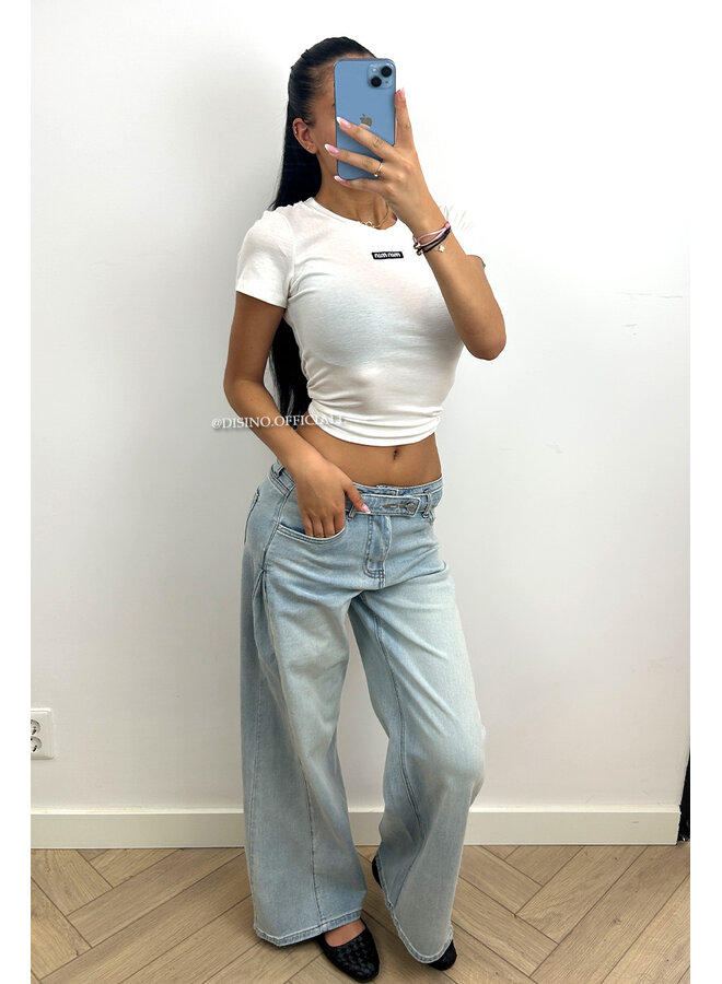 LIGHT BLUE - 'MALIBU JEANS' - STRETCH VIRAL BELTED WIDE LEG JEANS