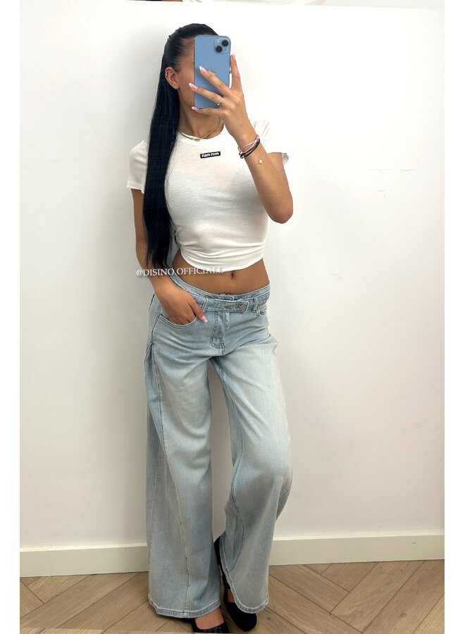 LIGHT BLUE - 'MALIBU JEANS' - STRETCH VIRAL BELTED WIDE LEG JEANS
