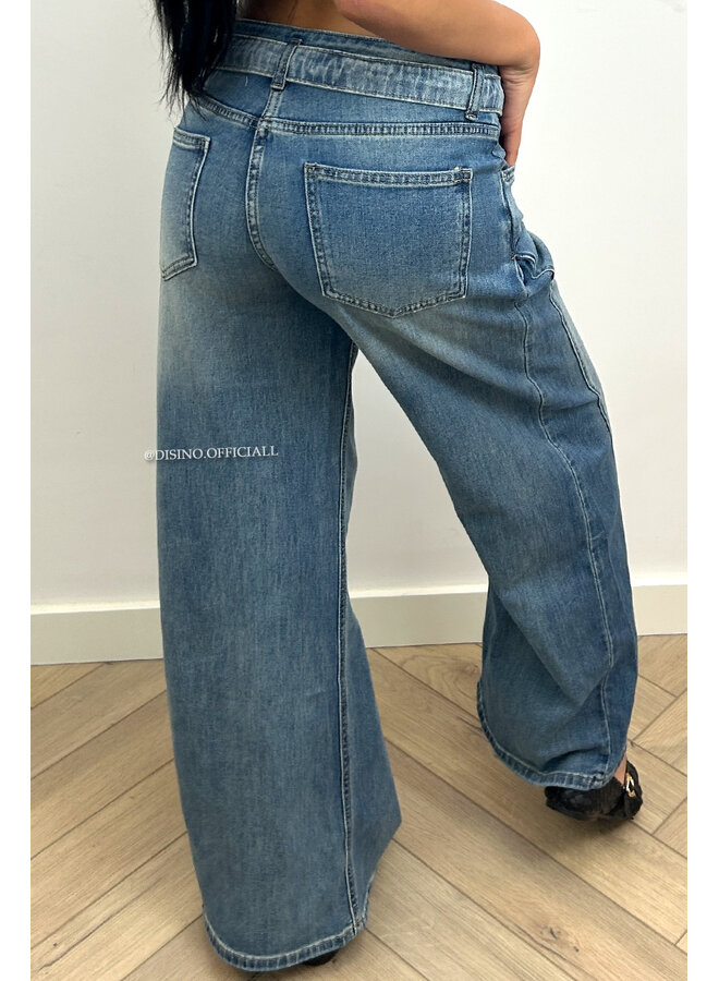 DARK BLUE - 'MALIBU JEANS' - STRETCH VIRAL BELTED WIDE LEG JEANS