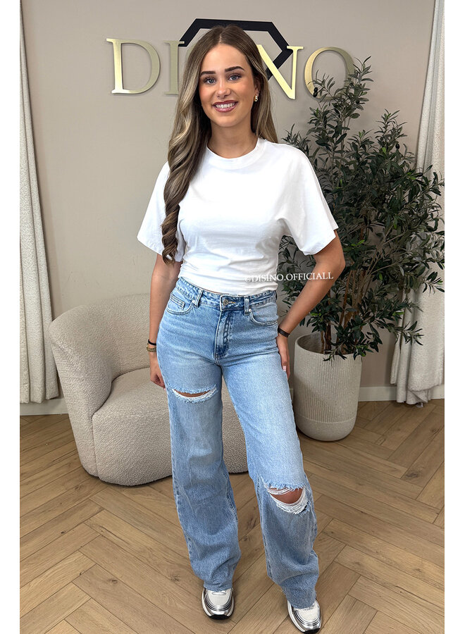 WHITE - 'NOAMI TOP' - PREMIUM QUALITY SNATCHED TEE