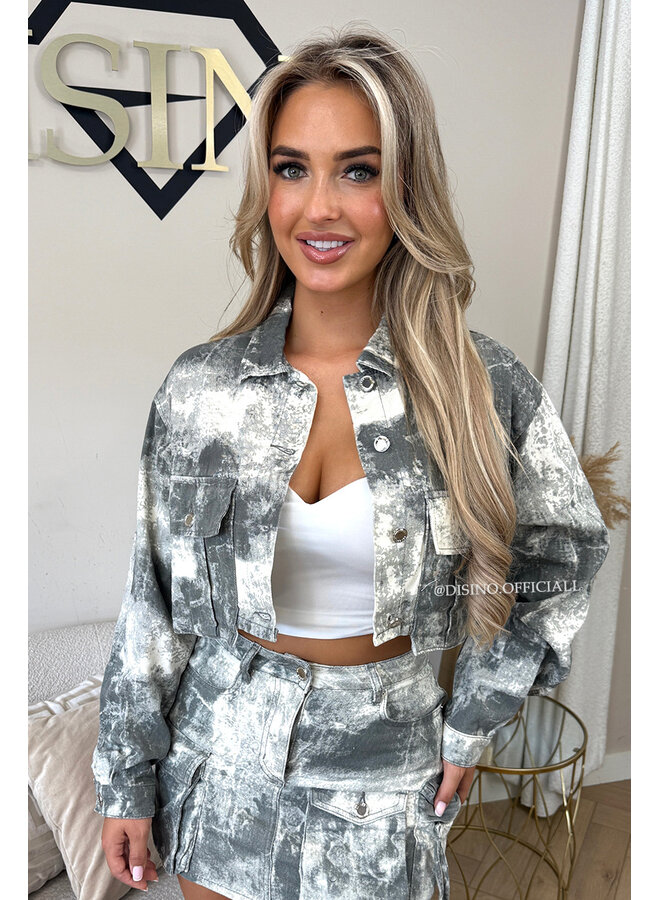 ACID WASH GREY - 'YADE JACKET' - CARGO CROPPED DENIM JACKET