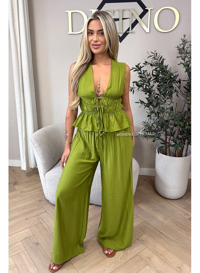 LIME GREEN - 'DELANI SET' - COASTAL CHIC SUMMER TOP + PANTS SET