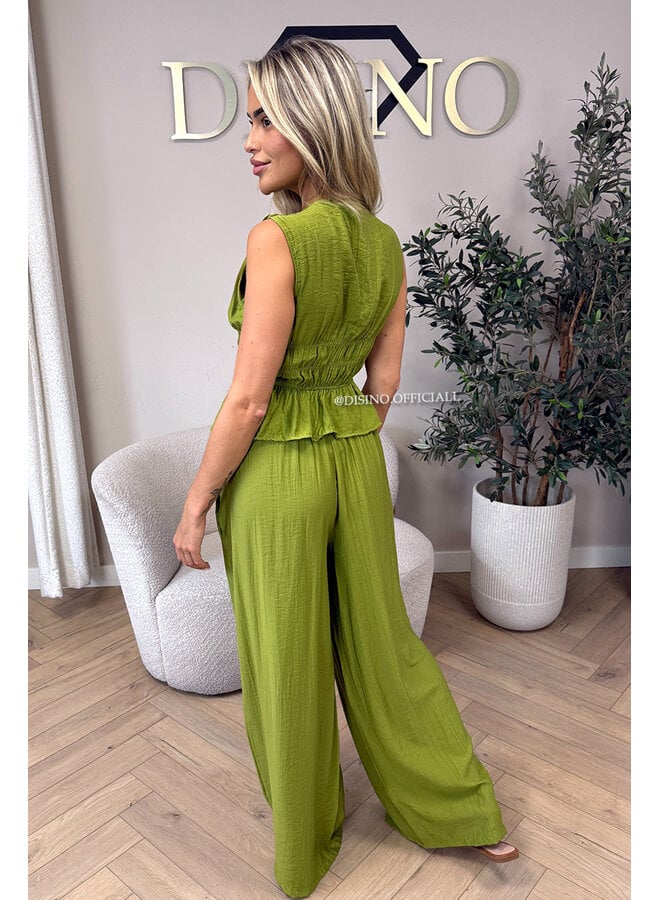 LIME GREEN - 'DELANI SET' - COASTAL CHIC SUMMER TOP + PANTS SET