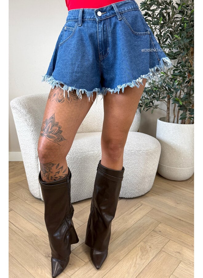 BLUE - 'LUNA SHORT' - FRAYED DENIM SHORT
