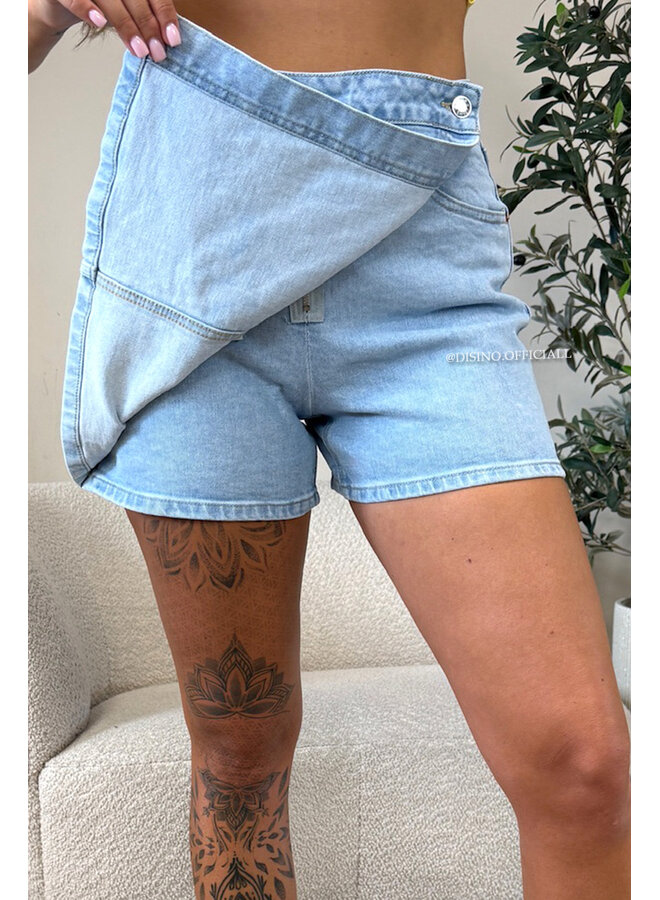 LIGHT BLUE - 'LAYLA SKORT' - STRETCH DENIM SKORT