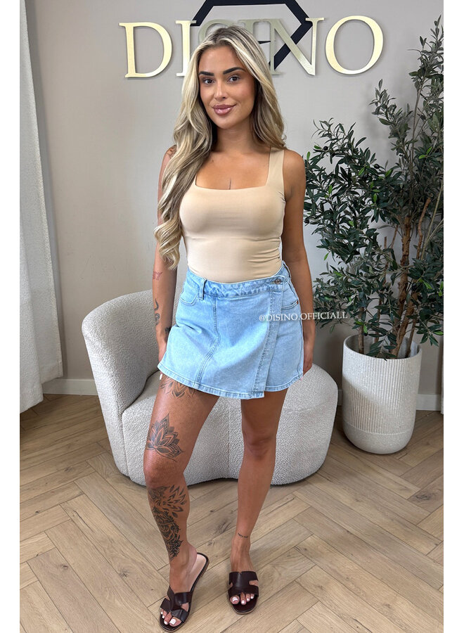 NUDE - 'NOVA BASIC TOP' - SEAMLESS HEMD TOP
