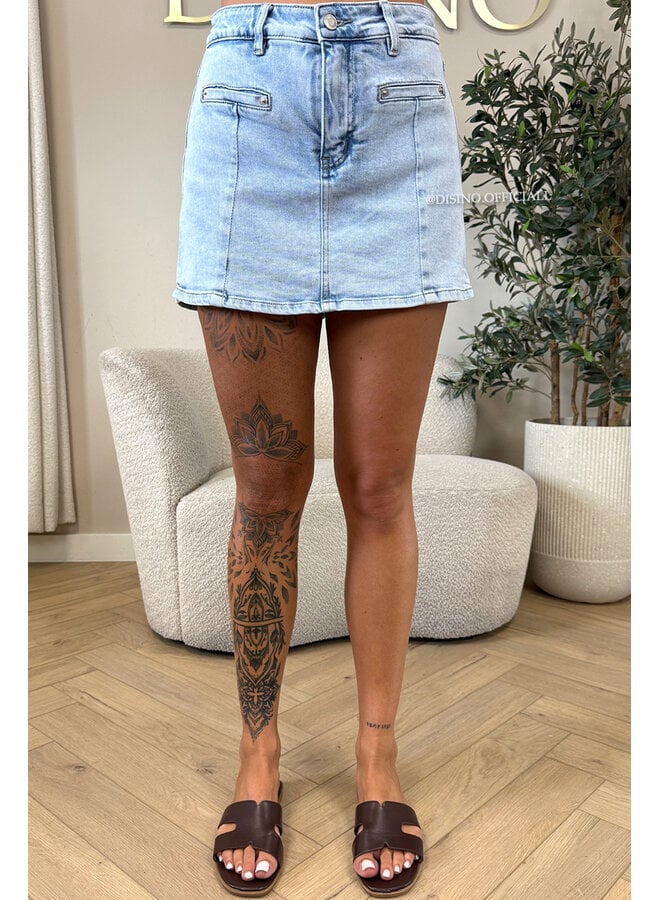 LIGHT BLUE - 'EMMA SKORT' - STRETCH DENIM SKORT