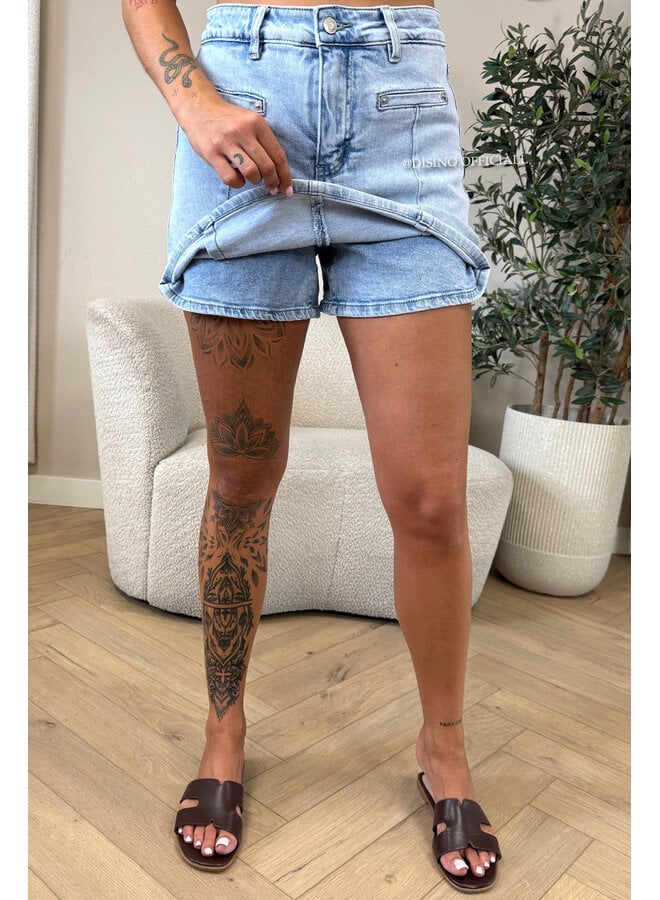 LIGHT BLUE - 'EMMA SKORT' - STRETCH DENIM SKORT