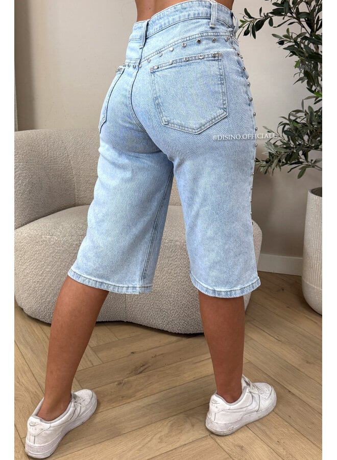LIGHT BLUE - 'REGGIE JORTS' - STRETCH STUDS BERMUDA SHORT