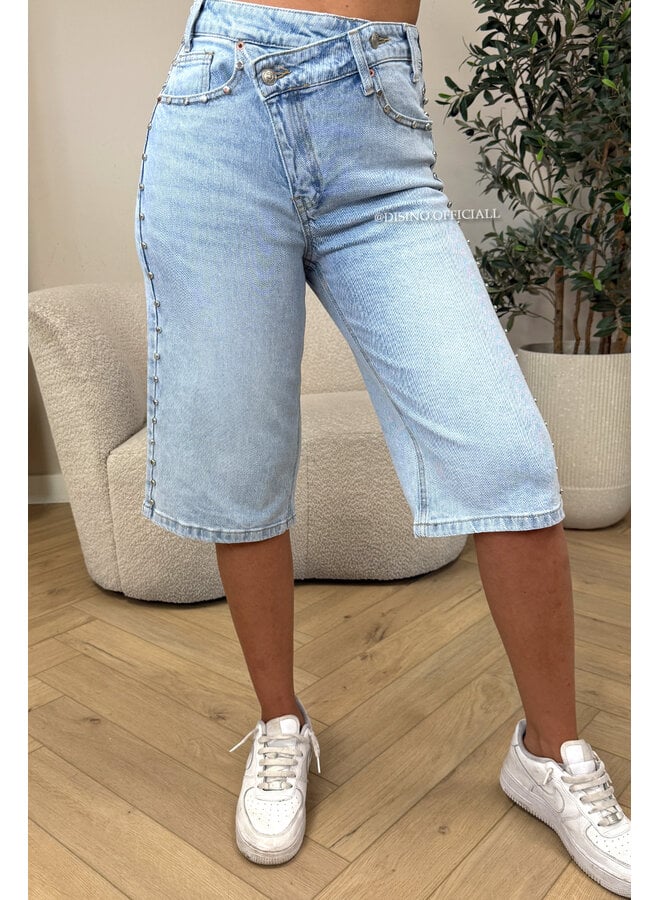 LIGHT BLUE - 'REGGIE JORTS' - STRETCH STUDS BERMUDA SHORT
