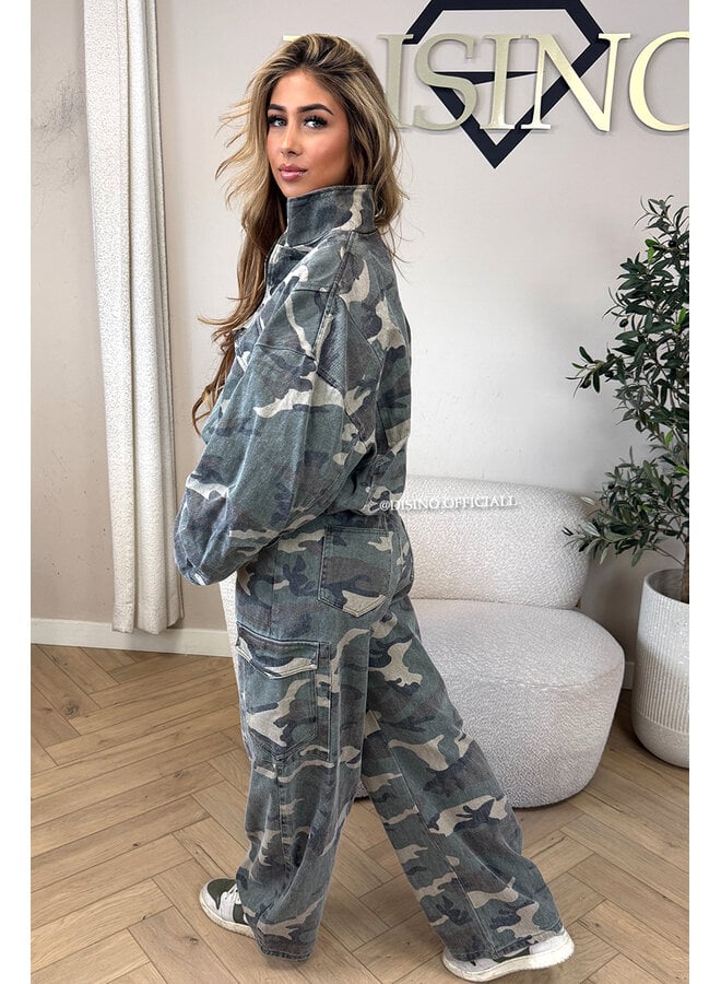 CAMO - 'MARLEY JEANS' - PERFECT DENIM CARGO CAMO JEANS