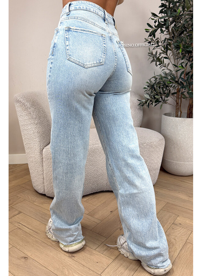 LIGHT BLUE VINTAGE - 'VANCOUVER' - STRETCH EXTRA LONG WIDE LEG JEANS