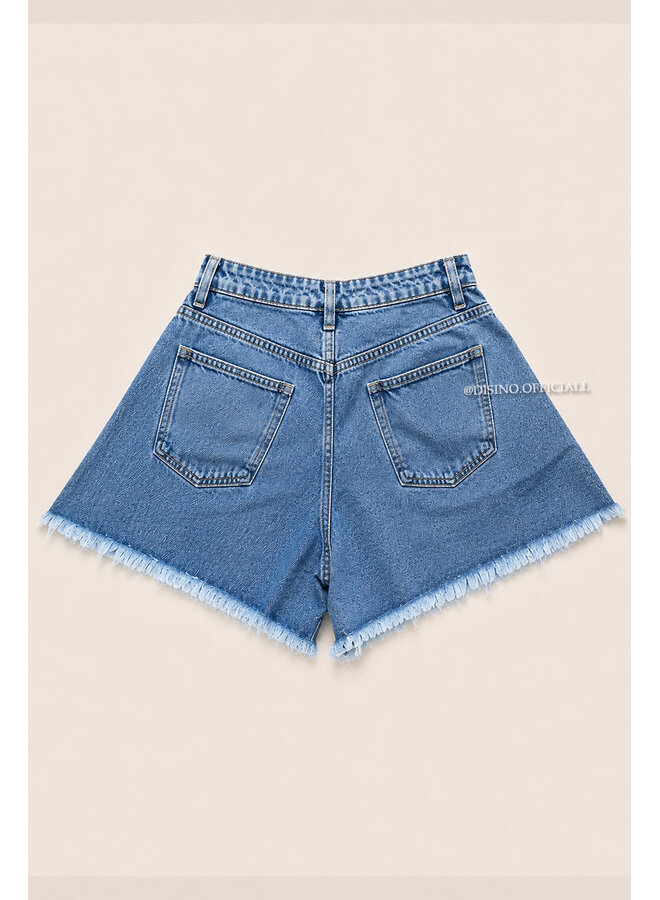 BLUE - 'DAISY SHORT' - STRETCH FRAYED WIDE DENIM SHORT