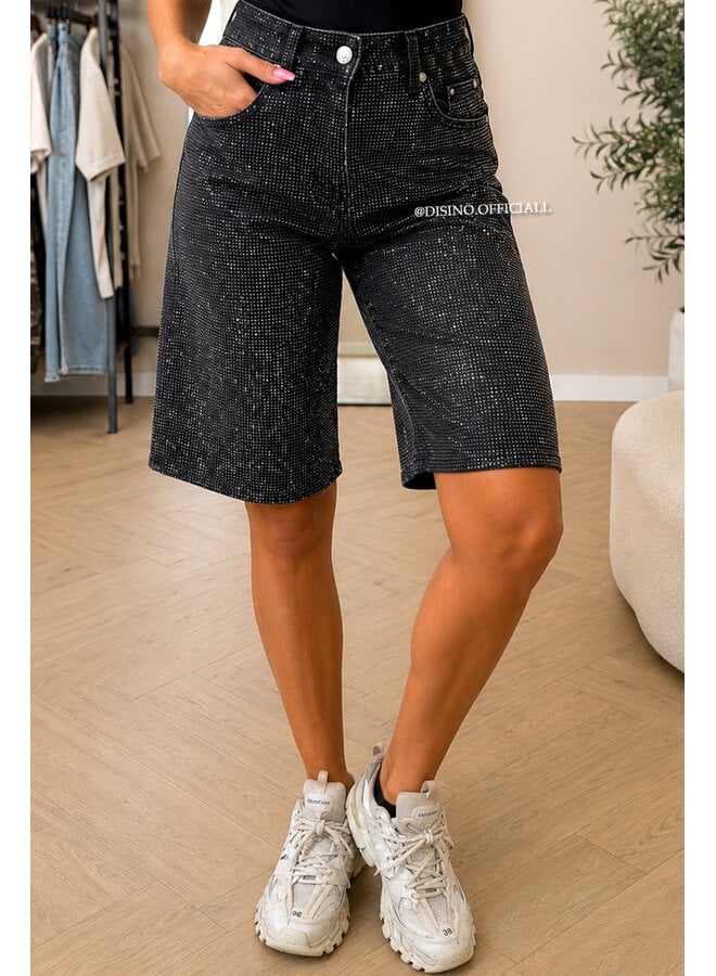 BLACK - 'CELINA DIAMONDS JORT' - EXCLUSIVE STRETCH BERMUDA SHORTS