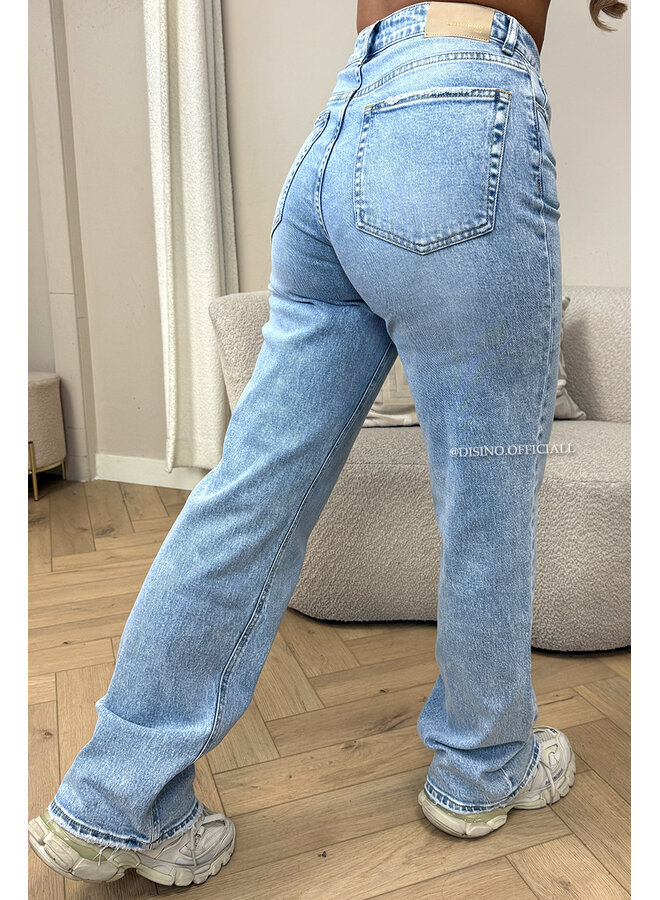 LIGHT BLUE - 'ORLANDO JEANS' - PERFECT WASHING STRETCH WIDE LEG JEANS