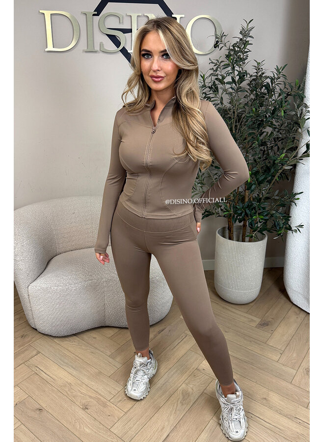 TAUPE - 'KIMMY SET' - SHAPING TWO PIECE SPORT SET