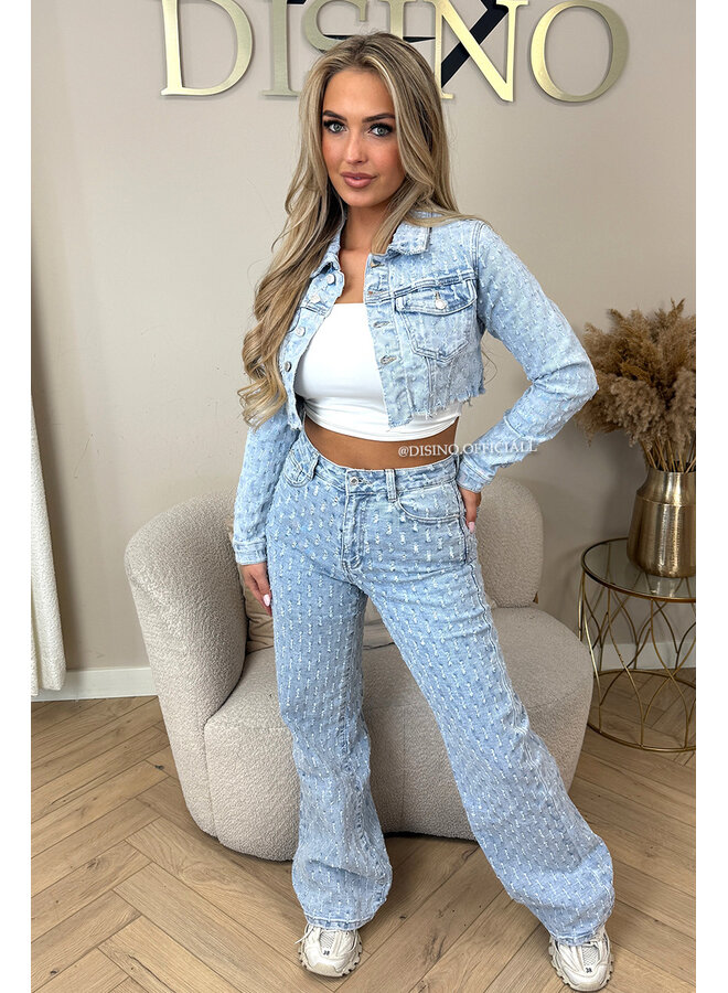LIGHT BLUE - 'WHITNEY JEANS' - SUPER STRETCH INSPIRED RELIEF STRAIGHT LEG JEANS