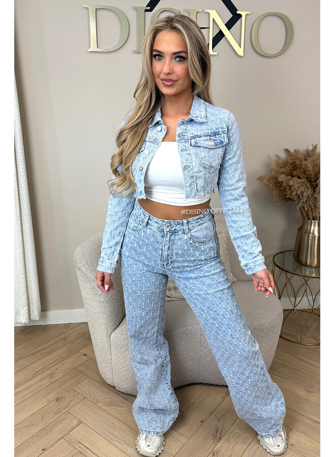 LIGHT BLUE - 'WHITNEY JEANS' - SUPER STRETCH INSPIRED RELIEF STRAIGHT LEG JEANS