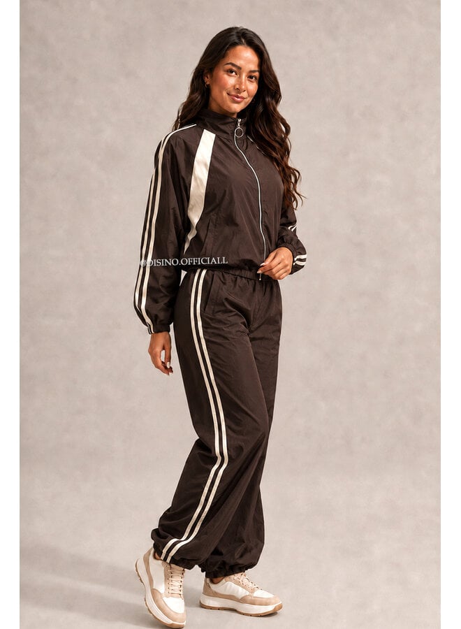 CHOCO - 'ALEXIS SET' - STRIPED JOGGER + JACKET SET