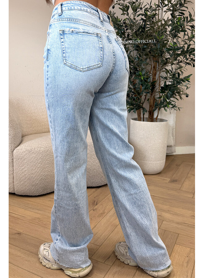 LIGHT BLUE - 'VANCOUVER' - STRETCH EXTRA LONG WIDE LEG JEANS