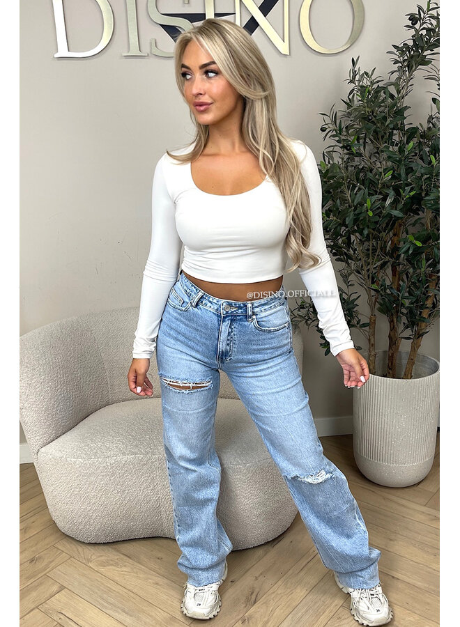 ECRU - 'KIMMSS CROPPED TOP' - PERFECT FIT V-NECK LONG SLEEVE TOP